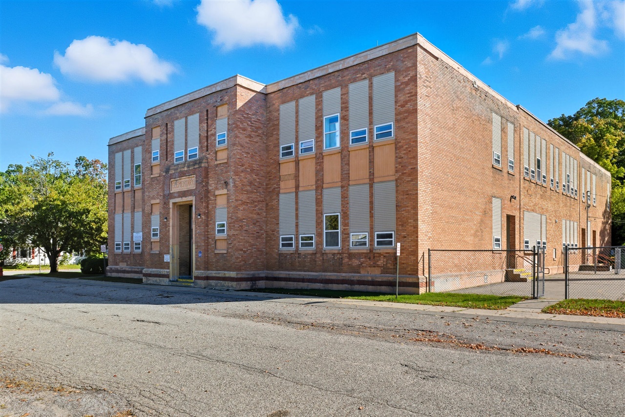 412 E Edgerton Street