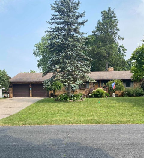 Photo of 4860 Indian Trail Road, Saginaw, MI 48638 (MLS # 50216296)