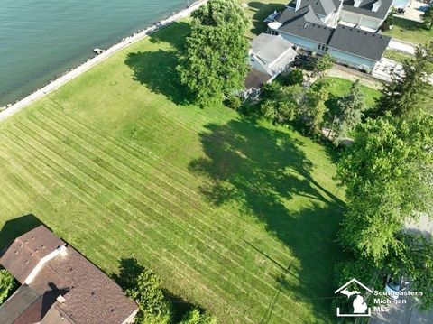 Lot 14 Lakewood Avenue Luna Pier MI 48157