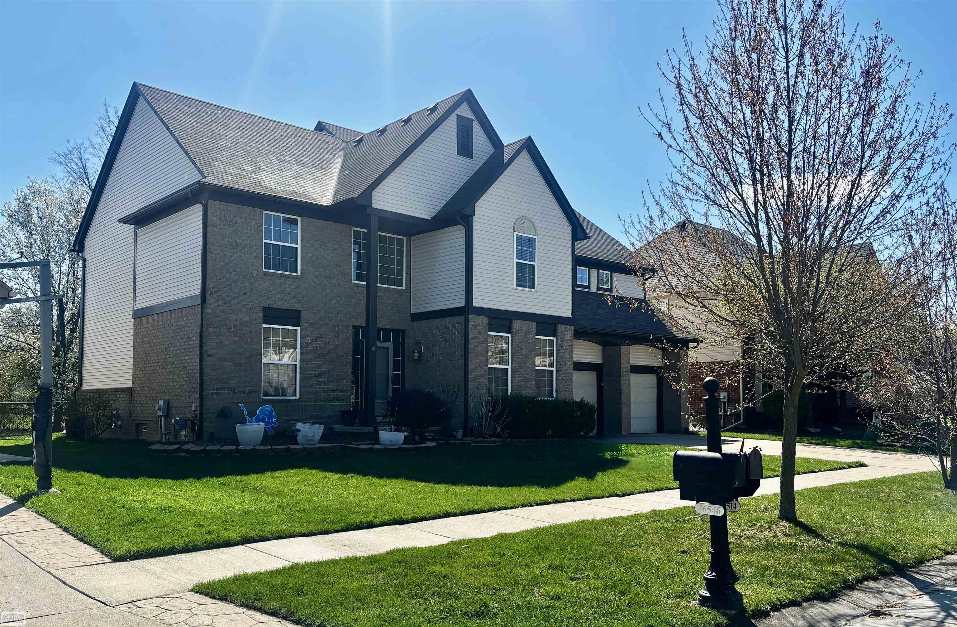 46514 Chalmers Drive Street