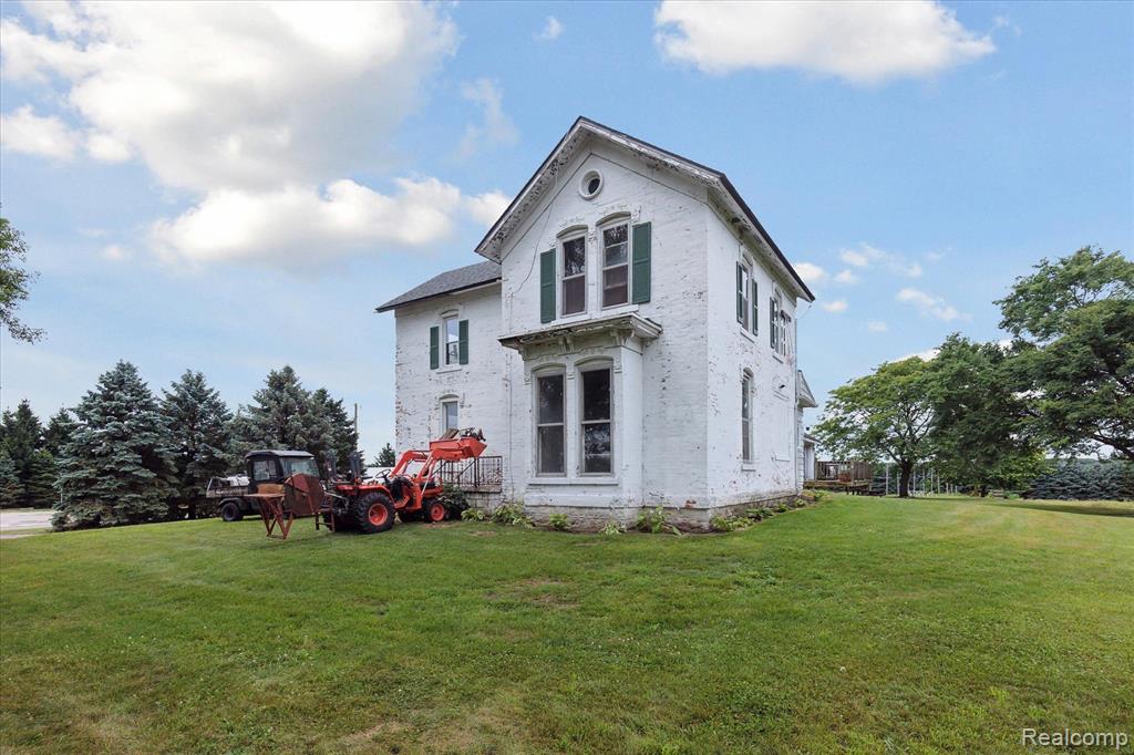3435 Dietz Road