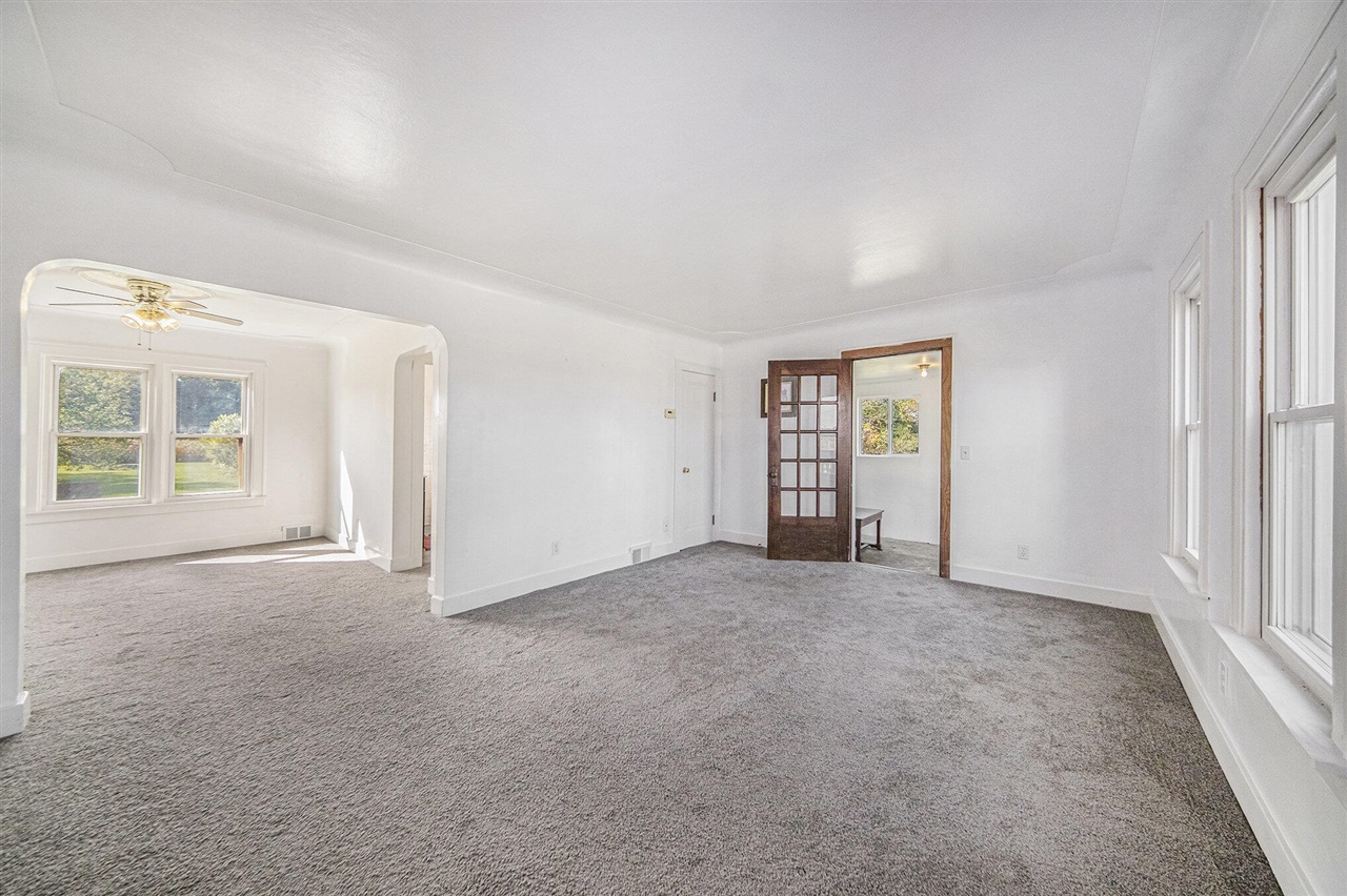 13431 Crowe Road