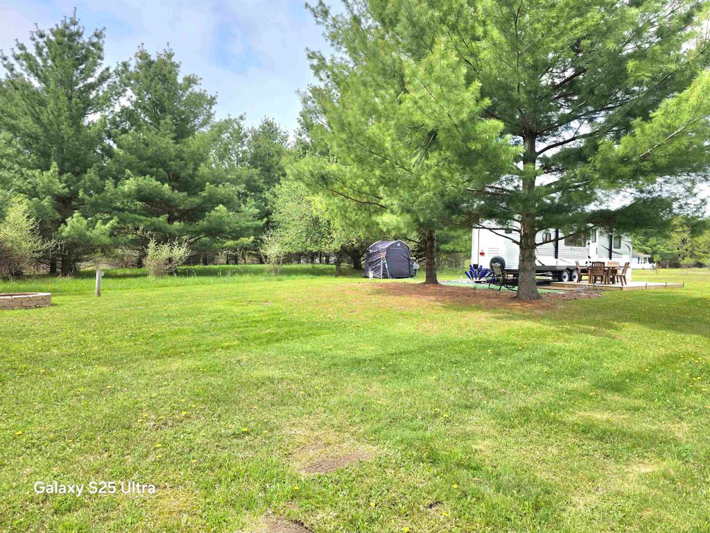 Photo of 5492 Lexington Drive #Lot 191 Lexington Dr, Gladwin, MI 48624 (MLS # 50207889)