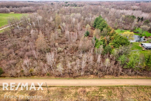 S PLAIN RD, CARO, MI 48723 - Image d1fe8d5100b05d75af40f30a2484907a/859491055