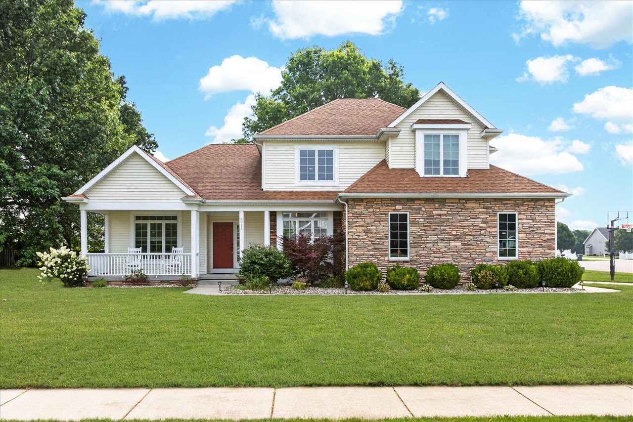 3911 Fox Crossing Drive