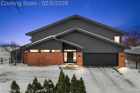 28020 Moran Street Harrison Twp MI 48045