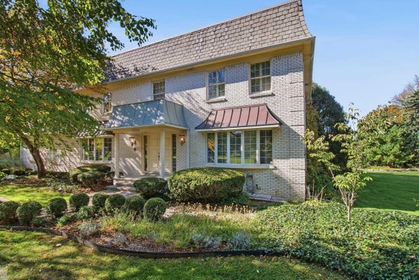37731 E HORSESHOE DR, CLINTON TOWNSHIP, MI 48036 - Image d242153c1699d5bccf1f10bf51392f4e/1671122213