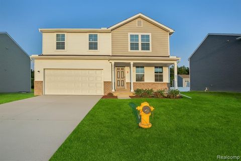 2236 GUNNISON Lane Monroe MI 48162