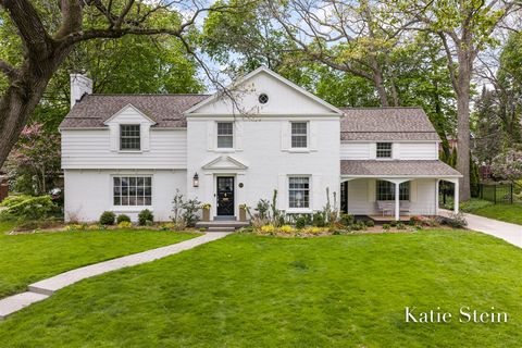 Photo of 833 Gladstone Drive, East Grand Rapids, MI 49506 (MLS # 70526829)