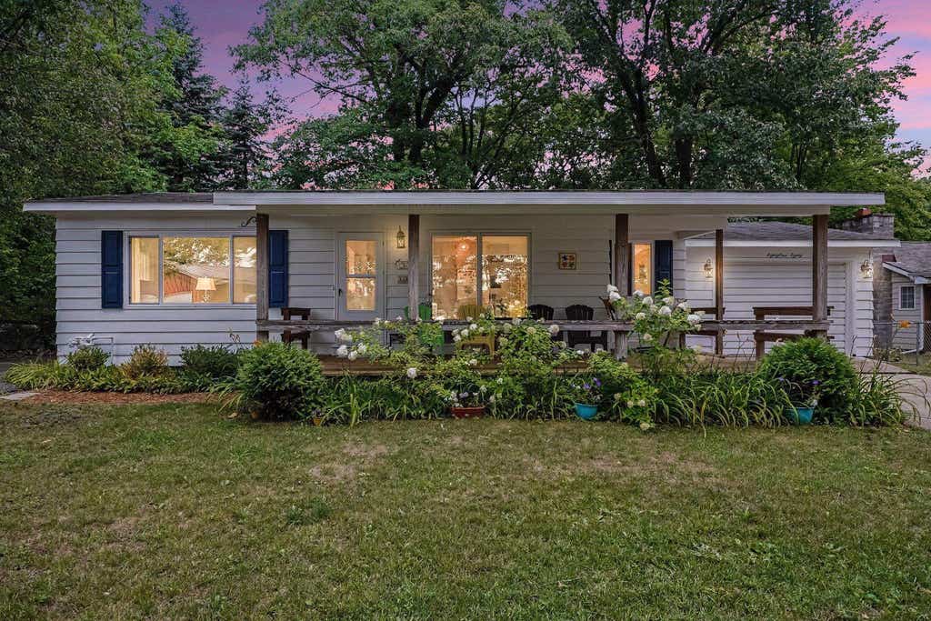 Photo of 8180 Trails End Road, Lake, MI 48632 (MLS # 50217839)