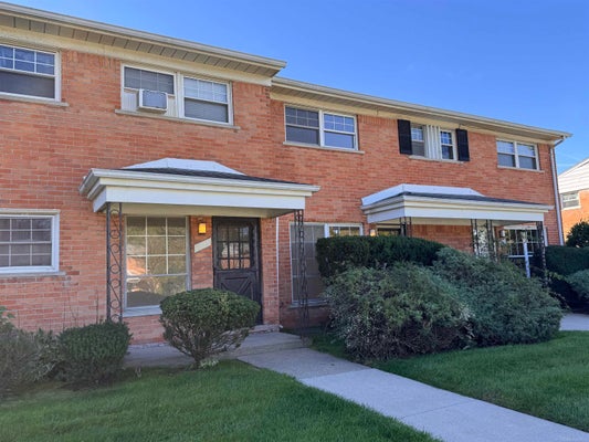 2709 W 13 MILE RD # 3, ROYAL OAK, MI 48073 - Image d3a961e4969084e0b35745126ebde711/2197354590