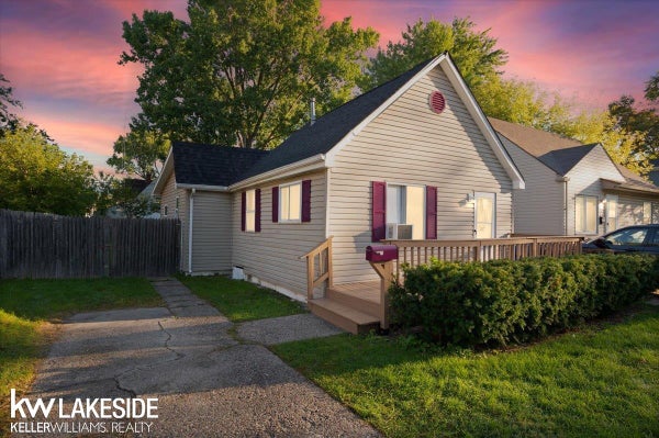 8439 CONTINENTAL AVE, WARREN, MI 48089 - Image d413a056de484b374a9cdcf3f244ea3a/199041664