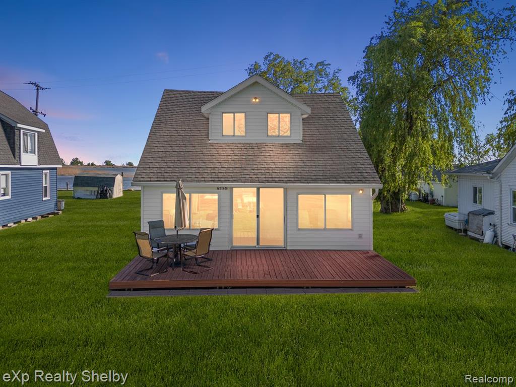 8395 N Channel - Harsens Island