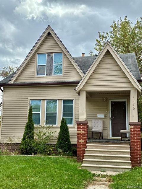 Photo of 13350 Tacoma Street, Detroit, MI 48205 (MLS # 60948022)