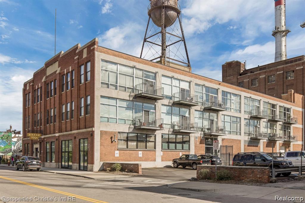 55 W CANFIELD Street 204
