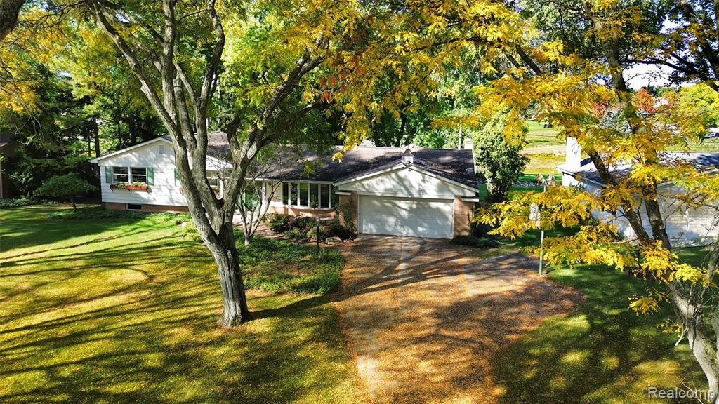 833 Fieldstone Drive