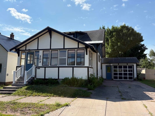 203 W FRANCIS ST, IRONWOOD, MI 49938 - Image d5e36c9d8c6580cfa5bf4df7fbdf8741/2441863354
