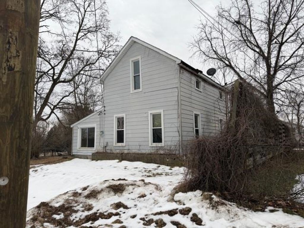 Photo of 293 Birch Street, Harrison, MI 48625 (MLS # 50200775)