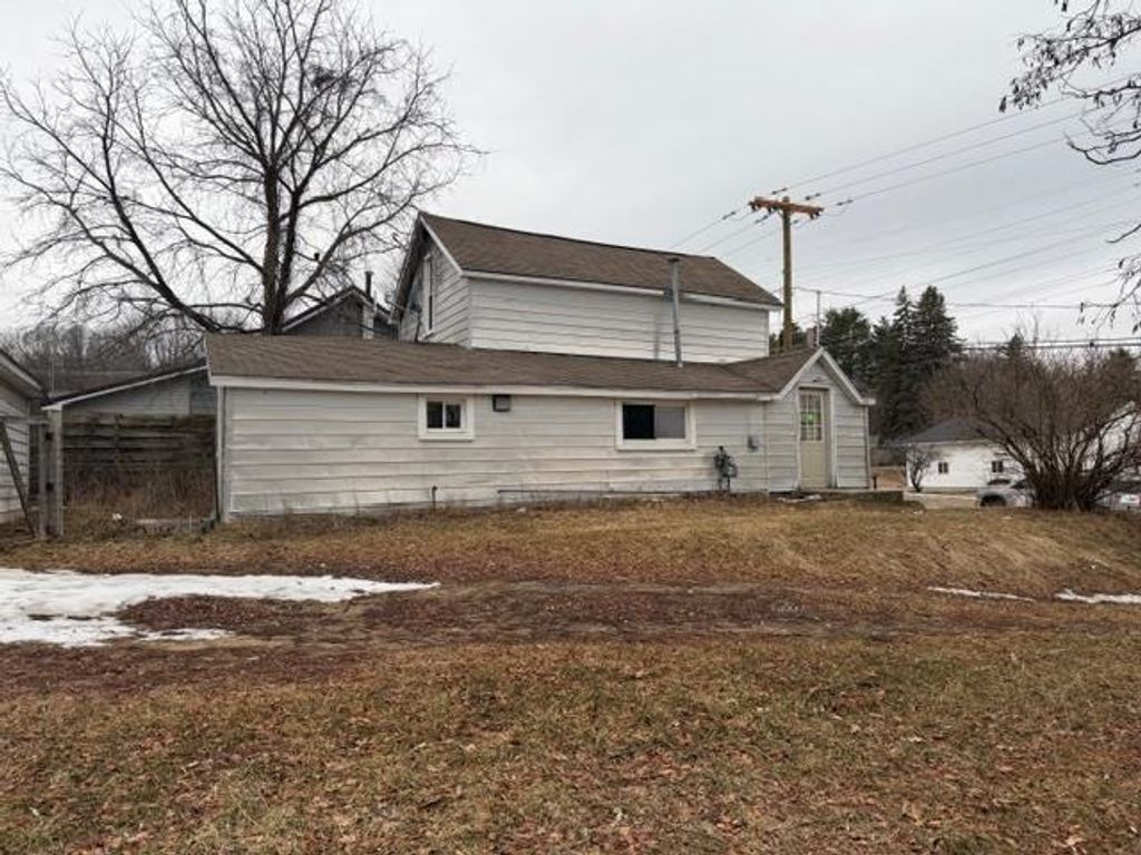Photo of 293 Birch Street, Harrison, MI 48625 (MLS # 50200775)