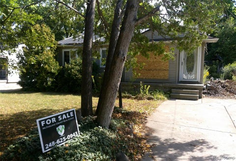 Photo of 3710 Kellar Avenue, Flint, MI 48504 (MLS # 60963068)