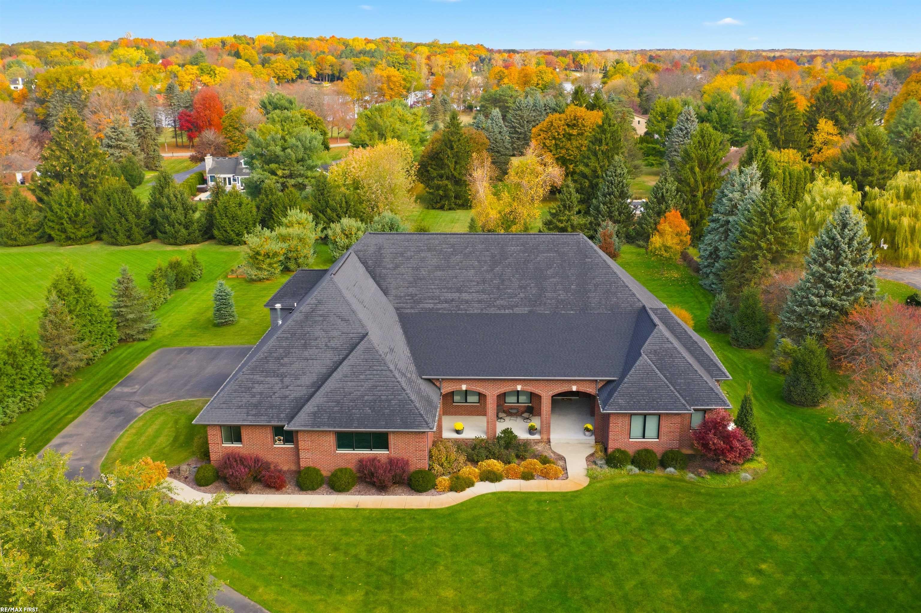 4376 Lancaster Dr, Clarkston, MI, 48348, USA, 5 Bedrooms Bedrooms, ,4 BathroomsBathrooms,Residential,Active,4376 Lancaster Dr,50204826
