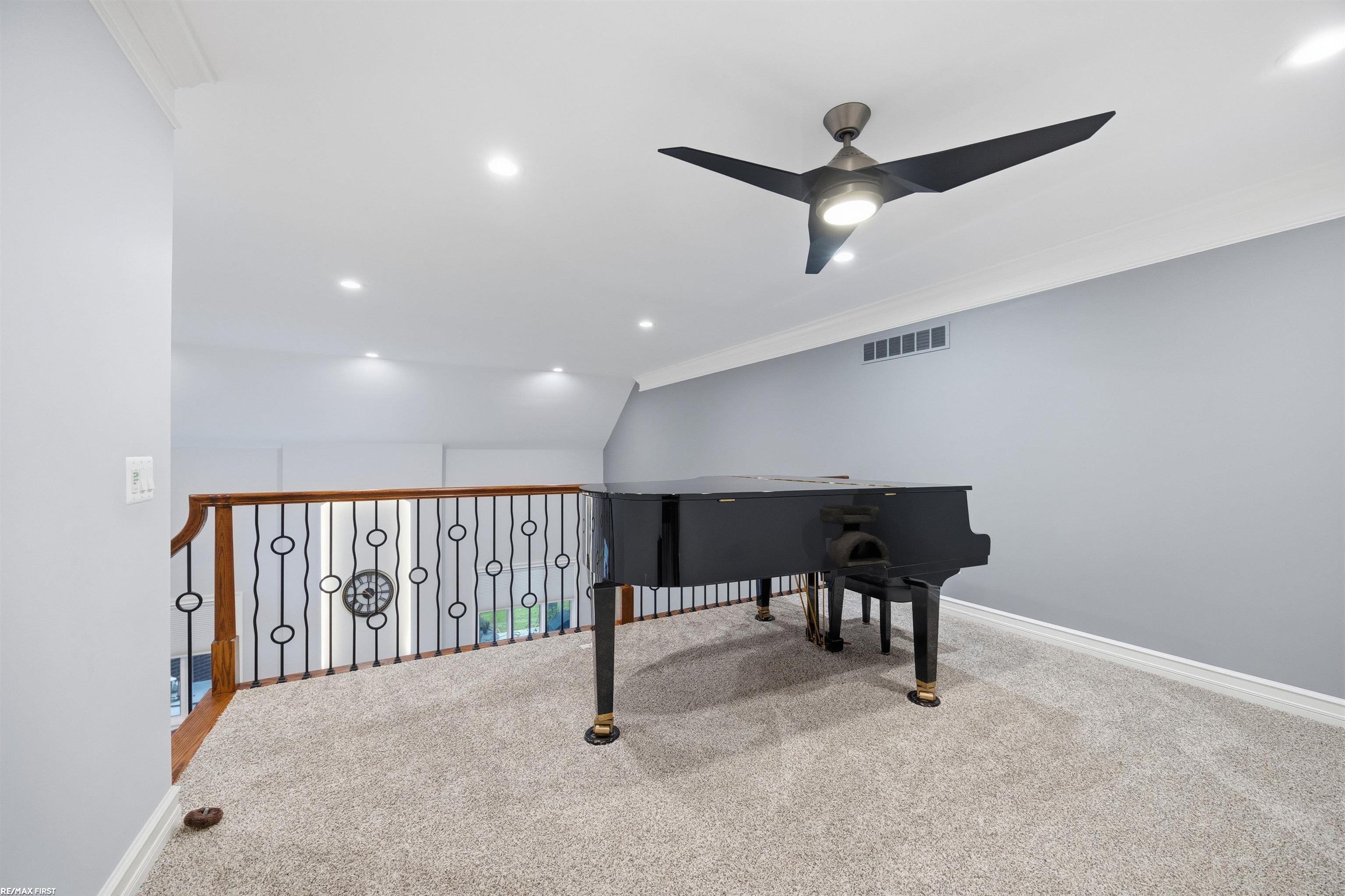 4376 Lancaster Dr, Clarkston, MI, 48348, USA, 5 Bedrooms Bedrooms, ,4 BathroomsBathrooms,Residential,Active,4376 Lancaster Dr,50204826