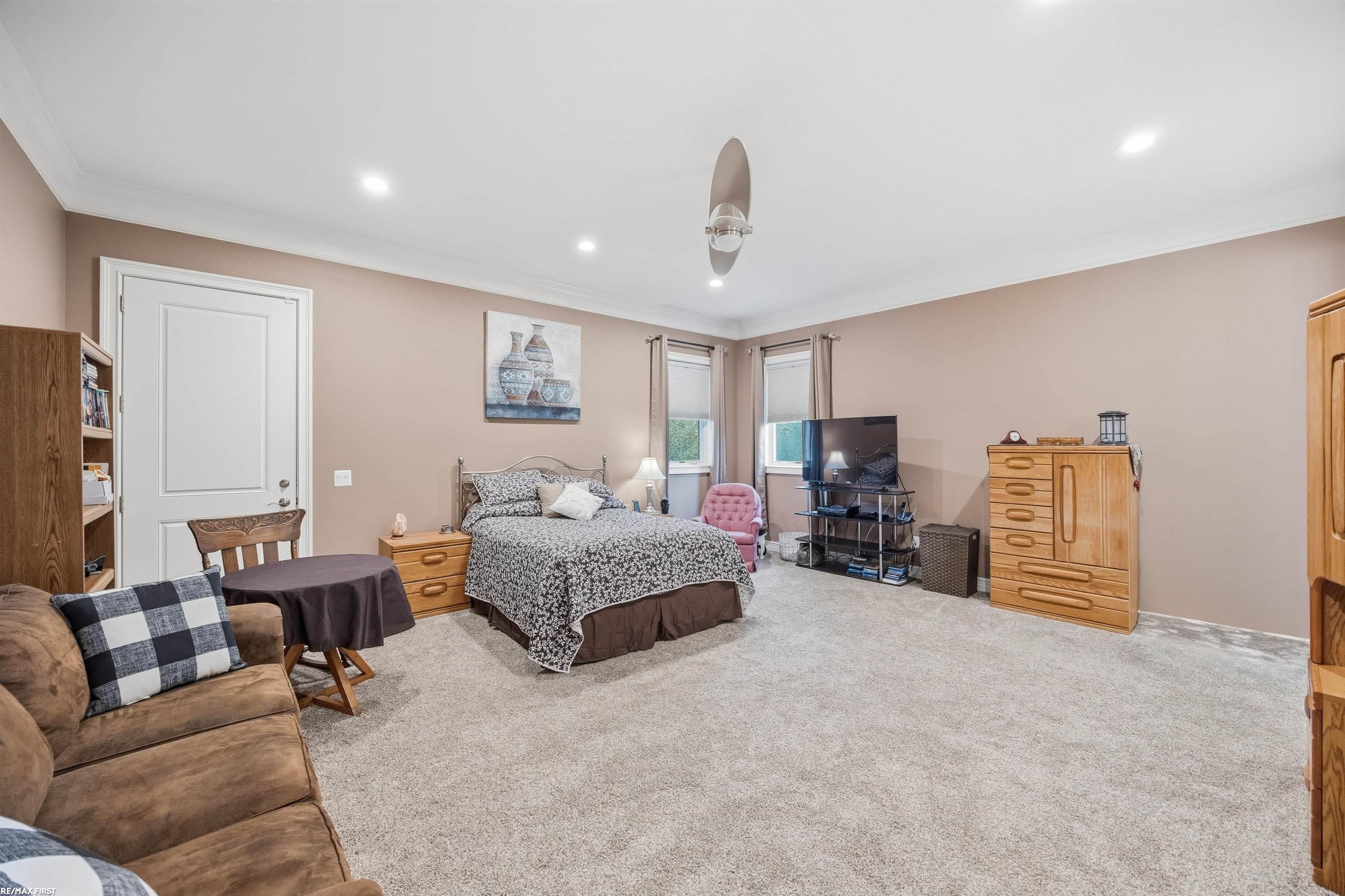 4376 Lancaster Dr, Clarkston, MI, 48348, USA, 5 Bedrooms Bedrooms, ,4 BathroomsBathrooms,Residential,Active,4376 Lancaster Dr,50204826