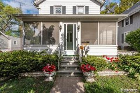 412 Winchester Street Monroe MI 48161