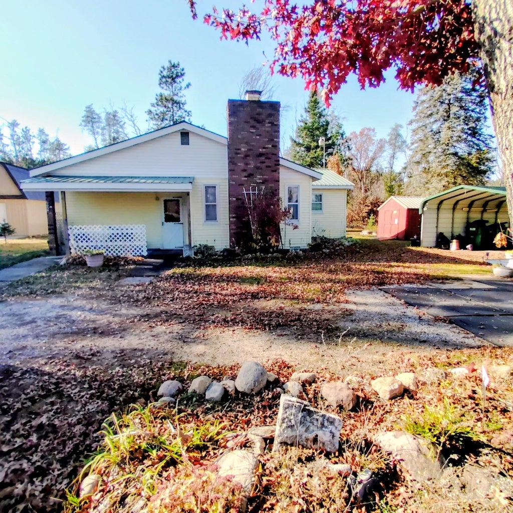 Photo of 5035 Apache Trail, Harrison, MI 48625 (MLS # 50226295)