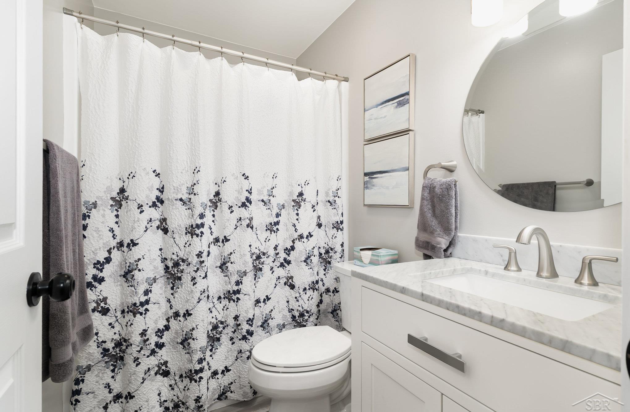 Saginaw, Michigan 48603, United States, 5 Bedrooms Bedrooms, ,3 BathroomsBathrooms,Residential,Active,223533