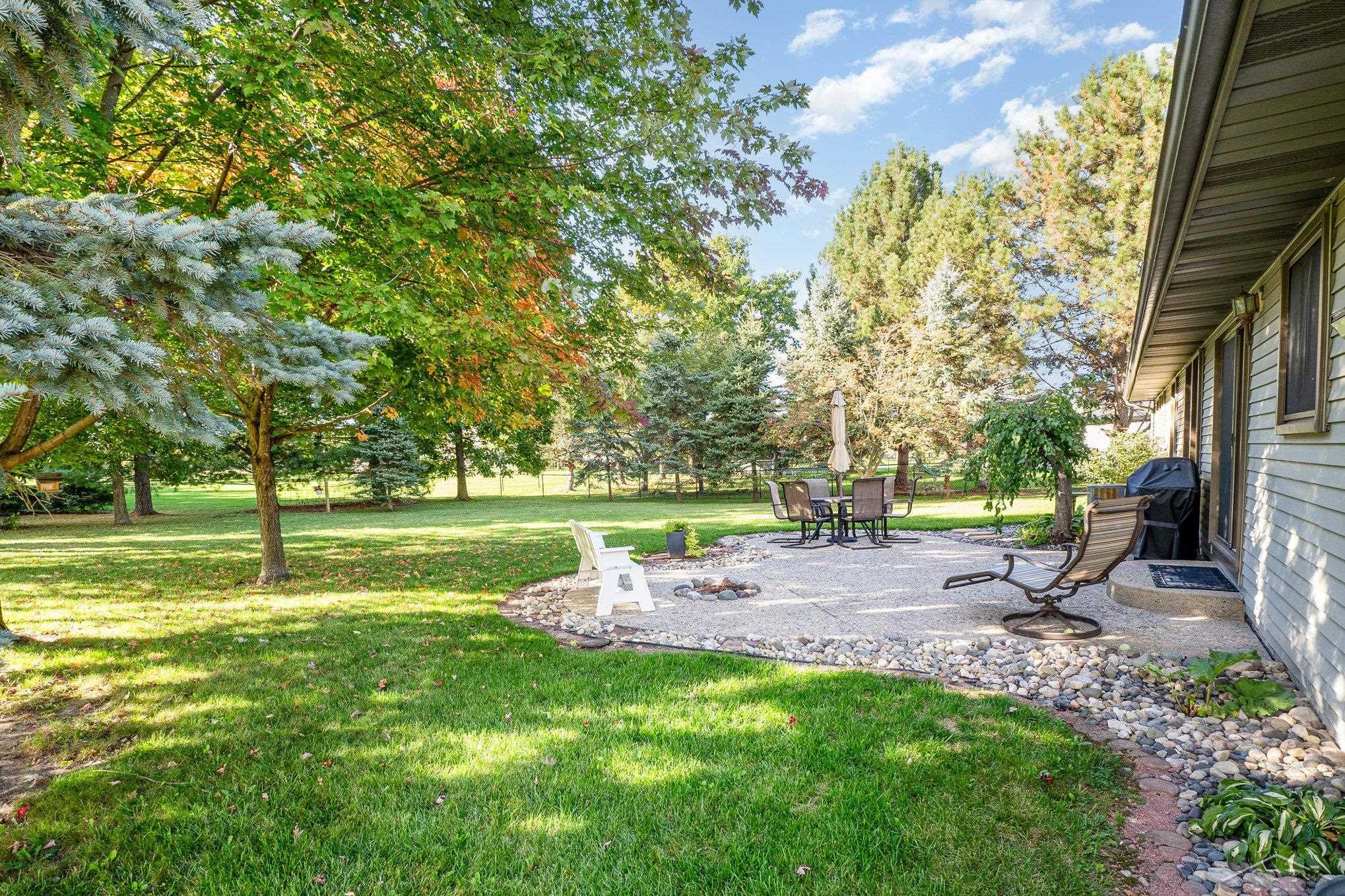 Saginaw, Michigan 48603, United States, 5 Bedrooms Bedrooms, ,3 BathroomsBathrooms,Residential,Active,223533