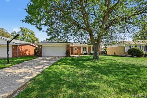 Photo of 6944 Bunkerhill Lane, Canton, MI 48187 (MLS # 61037939)