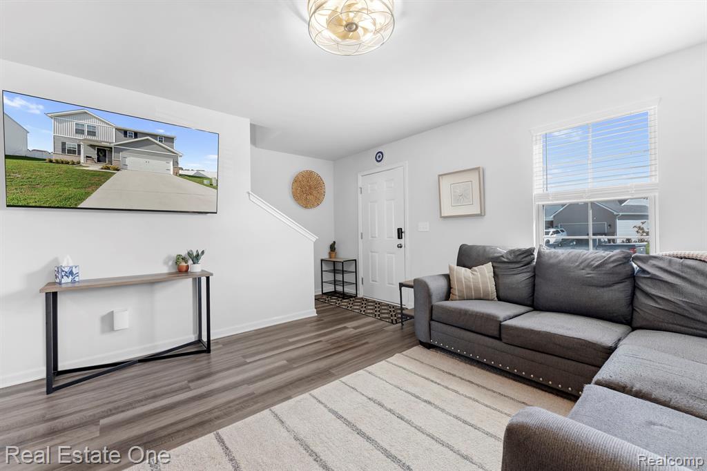 9087 Sandstone Drive