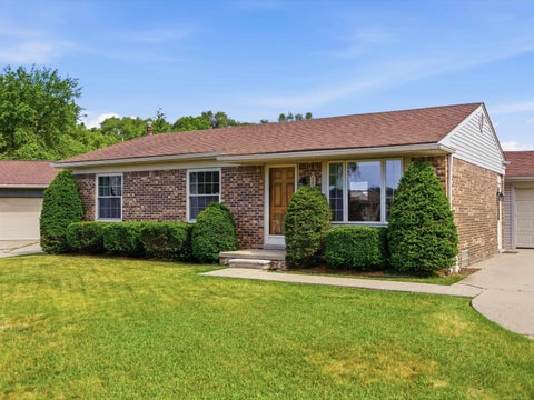 Photo of 15637 Cox Street, Clinton Township, MI 48038 (MLS # 50210921)