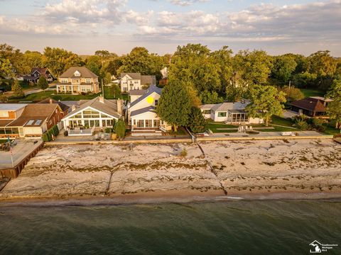 12294 Lakeshore Drive La Salle MI 48145