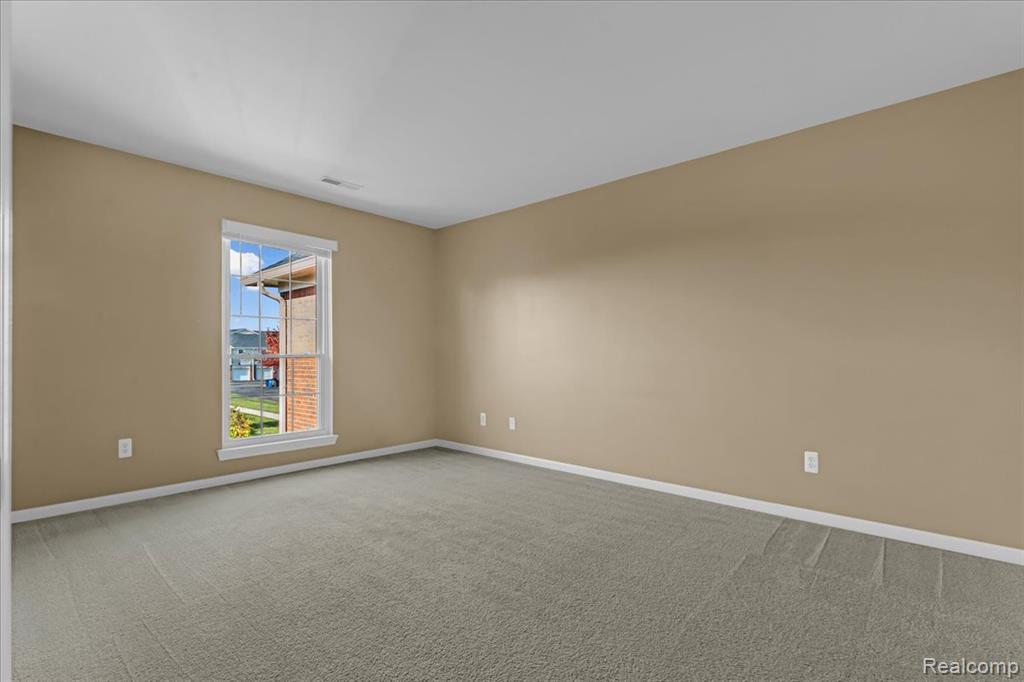 Chesterfield, Michigan 48051, United States, 2 Bedrooms Bedrooms, ,2 BathroomsBathrooms,Residential,Active,237410