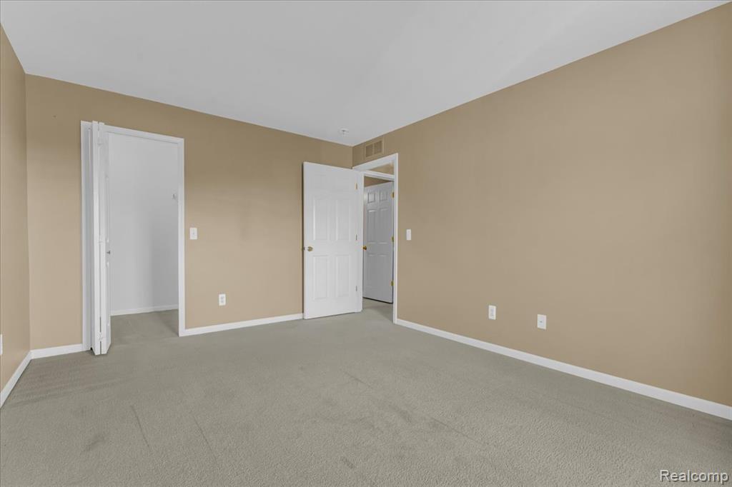 Chesterfield, Michigan 48051, United States, 2 Bedrooms Bedrooms, ,2 BathroomsBathrooms,Residential,Active,237410