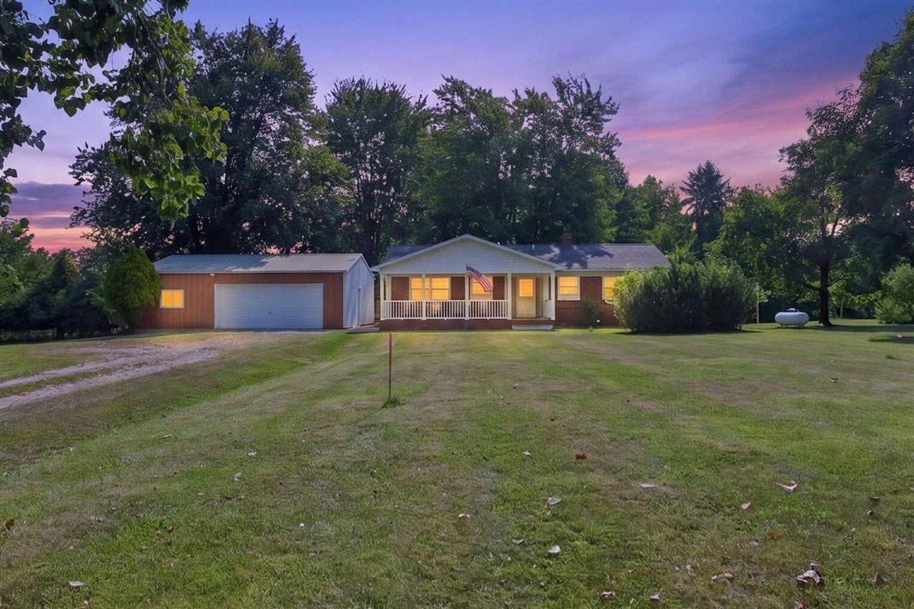 6111 Billmyer Highway