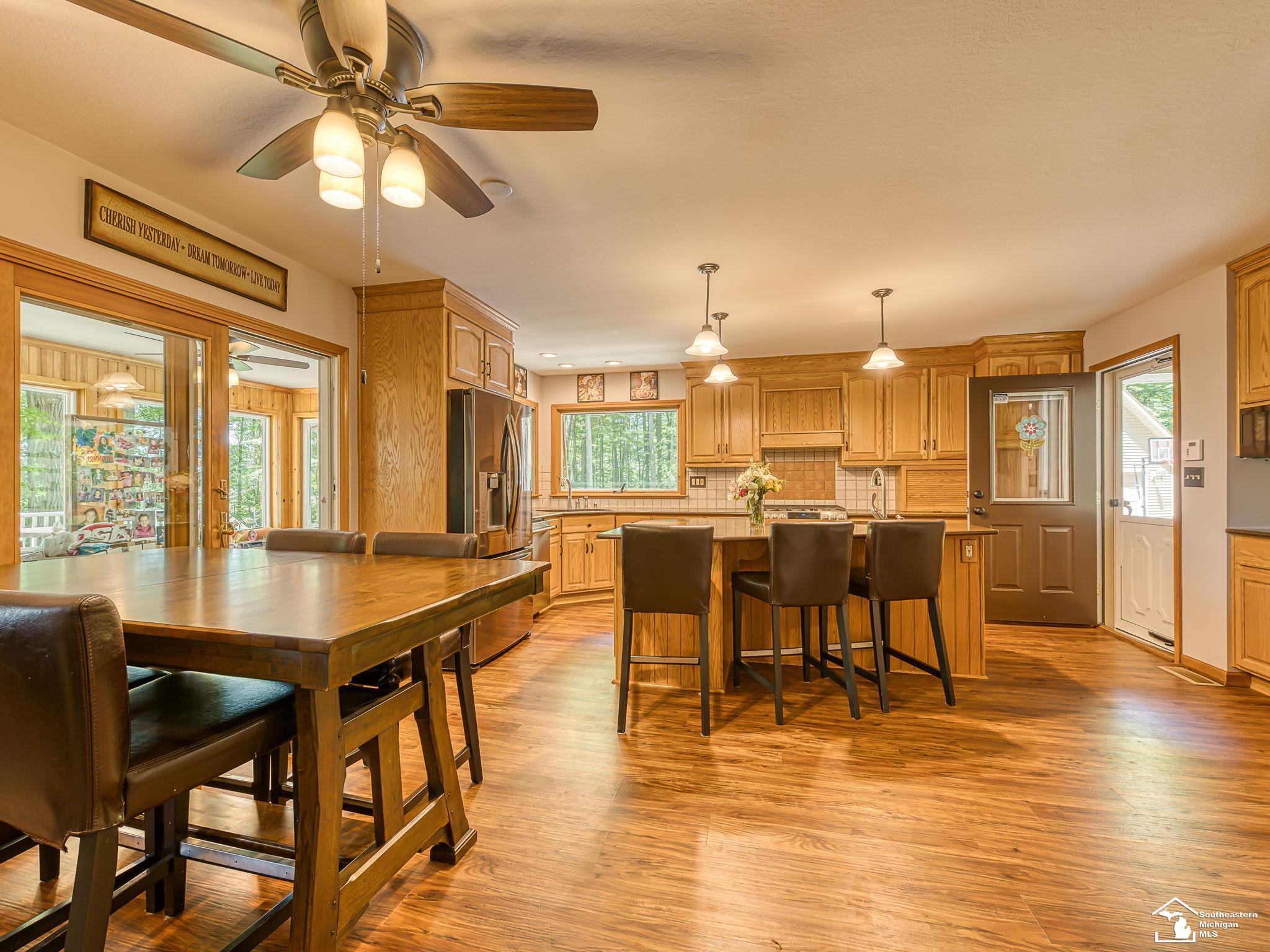 1326 S Raisinville Road