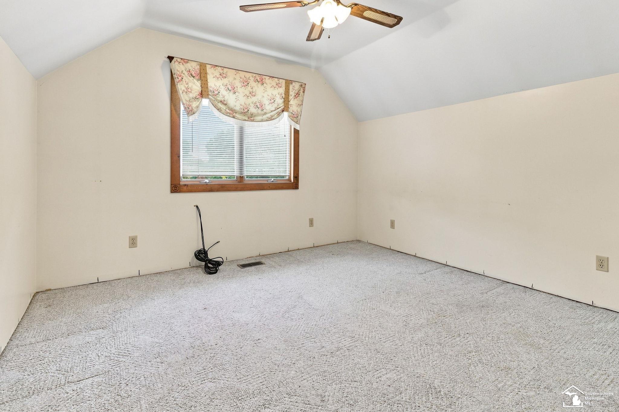 2242 Carleton West Road