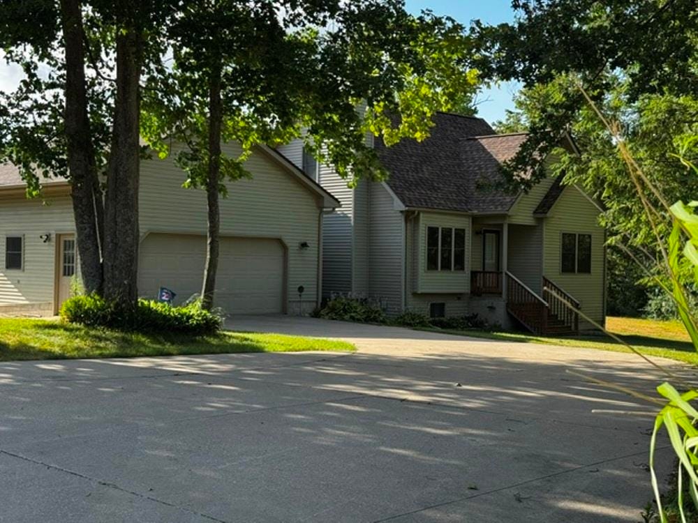 Photo of 4485 N Coolidge Avenue, Harrison, MI 48625 (MLS # 50216081)