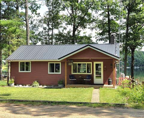 Photo of 530 Ogemaw Road, Rose City, MI 48654 (MLS # 61023848)