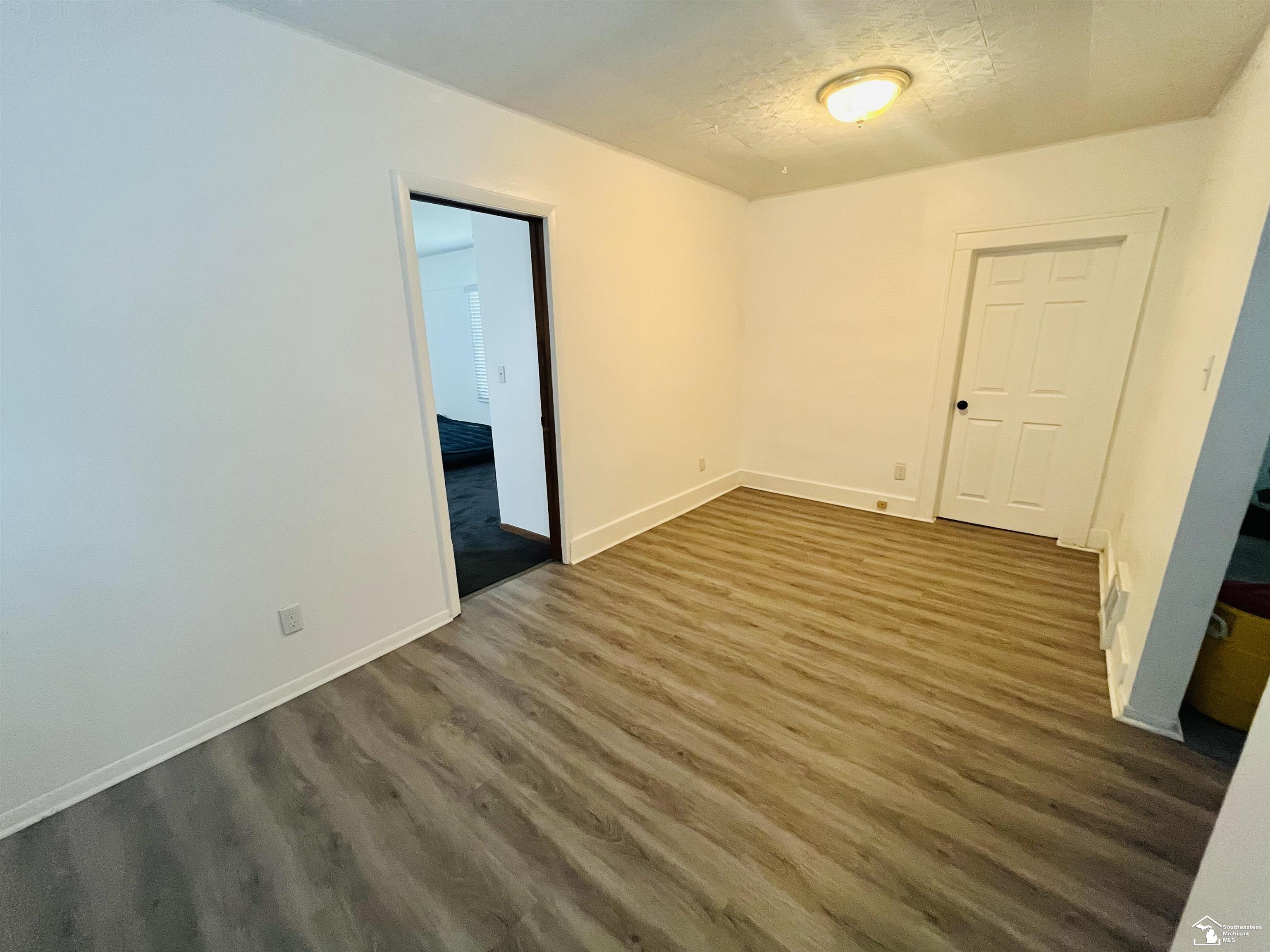 Monroe, Michigan 48161, United States, 3 Bedrooms Bedrooms, ,1 BathroomBathrooms,Residential,Active,192875