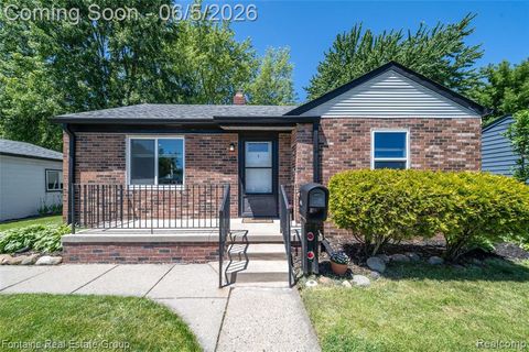 Photo of 15165 Garden Street, Livonia, MI 48154 (MLS # 60998368)