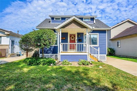 Photo of 3834 Oakshire Avenue, Berkley, MI 48072 (MLS # 61015138)