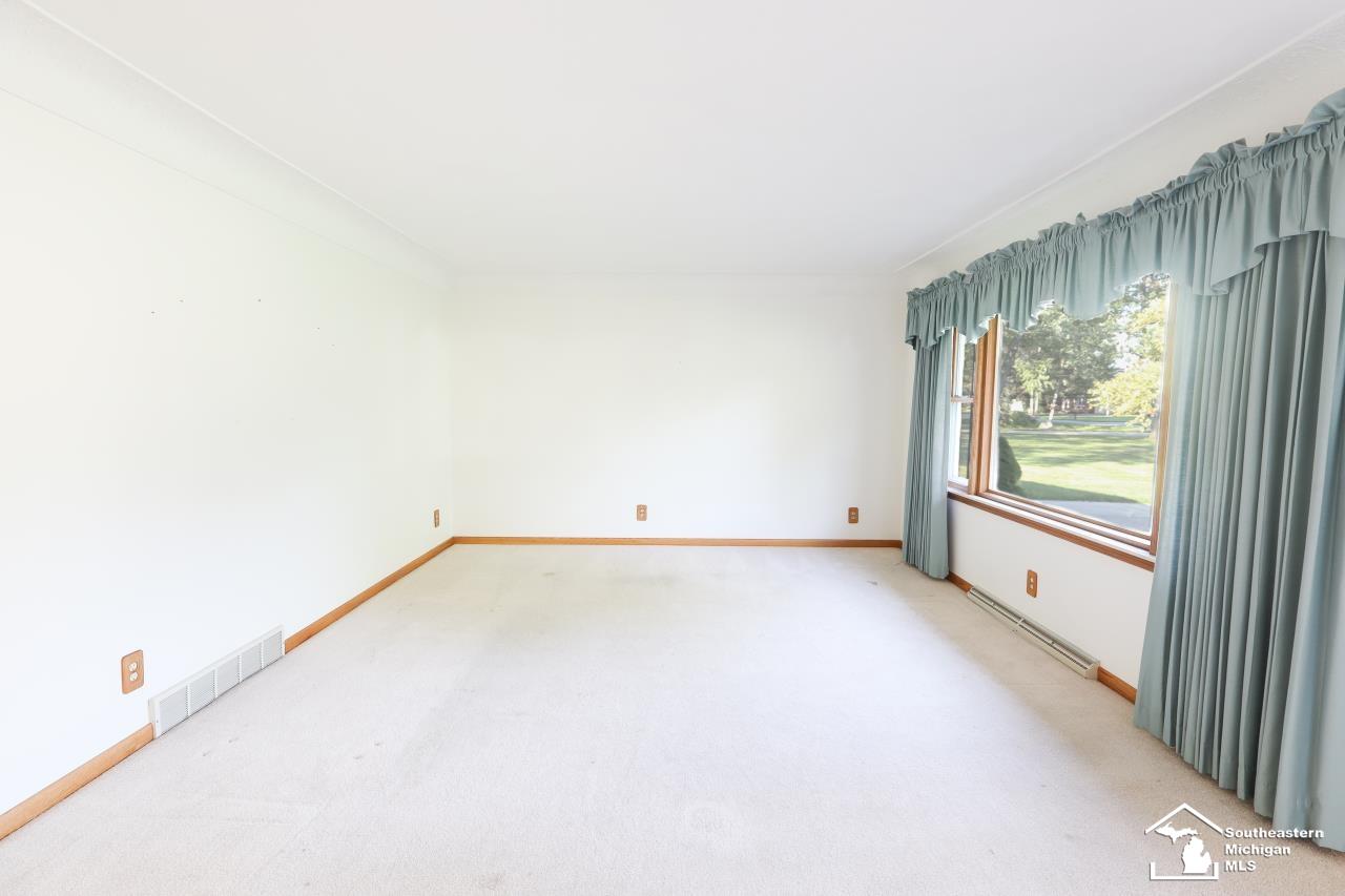 211 Bates Lane