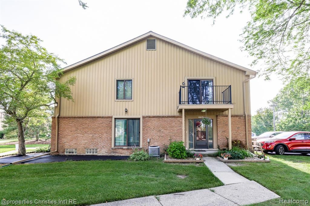 41678 Bedford Drive