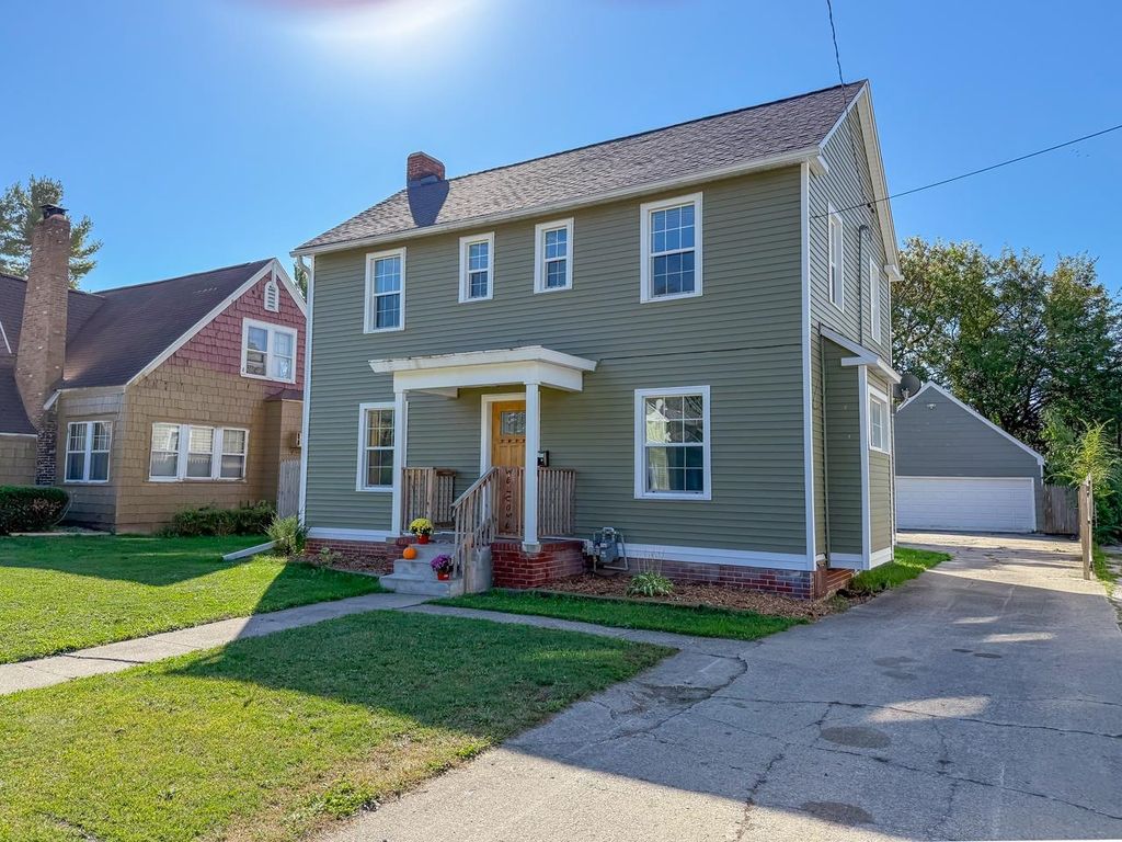 Photo of 3109 State Street, Saginaw, MI 48602 (MLS # 50190073)