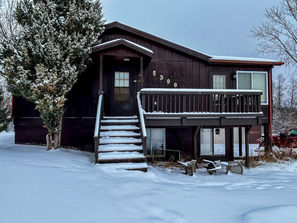 Photo of 5396 Colchester Way, Gladwin, MI 48624 (MLS # 50197021)