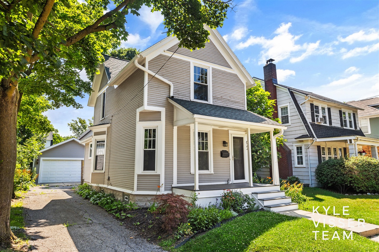 622 Gladstone Drive